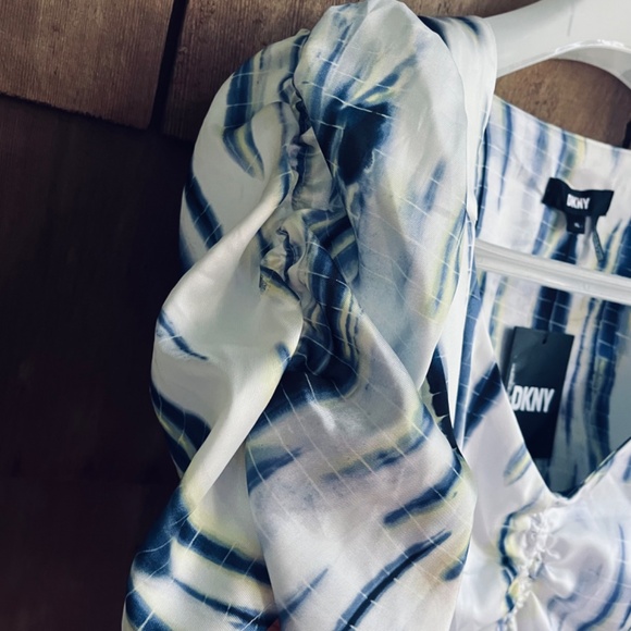 DKNY Women's Short Puff Sleeve Ruched Tie Dye Blouse Top Size XL - Picture 10 of 15